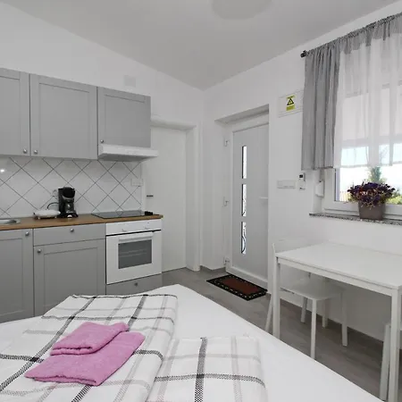 Apartment By The Sea Baska, Krk - 18824 Baska (Krk)